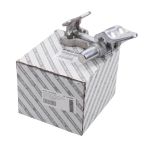 Charnière de porte arrière en bas à droite à gauche