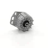 Support moteur à gauche de la transmission