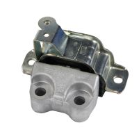 Support moteur avant gauche