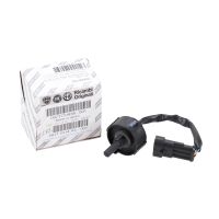 Contacteur d'eau pour filtre à essence