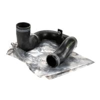 Flexible d'air de suralimentation sur le refroidisseur d'air de suralimentation