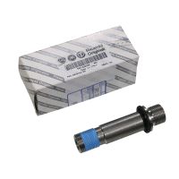 Pièce de raccordement pour échangeur de chaleur du refroidisseur d'huile