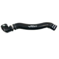 Durite de radiateur ci-dessous