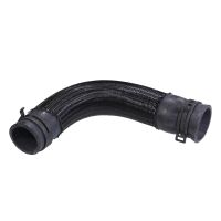 Durite de radiateur en bas du radiateur 2ème durite