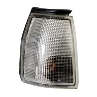 Clignotant avant droit blanc