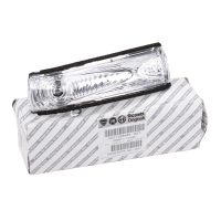 Capuchon de clignotant gauche blanc dans le rétroviseur