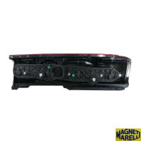 Feu arrière droit avec pièce E Sans brouillard Magneti Marelli