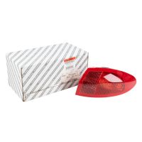 Feu arrière droit extérieur d'origine