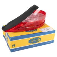 Feu arrière droit Magneti Marelli