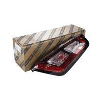 Feu arrière droit avec partie électrique