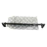 Spoiler de pare-chocs avant peint en noir brillant