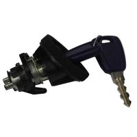 Serrure de coffre avec clé