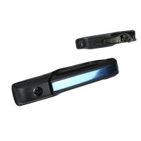 Poignée de porte avant gauche