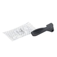 Poignée de porte à l'intérieur de la porte arrière