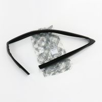 Joint de porte devant en haut à la fenêtre de droite