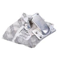 Charnière de porte en haut à droite du hayon