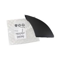 Bande décorative devant sur le devant gauche