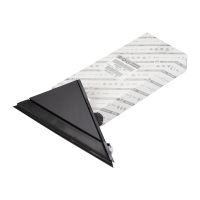 Bande décorative sur le montant A à droite