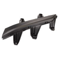 Bande de finition sur le pare-chocs avant droit