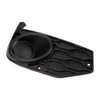 Grille de ventilation à l'avant droit