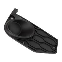 Grille de ventilation à l'avant droit