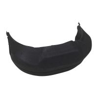 Insérer le couvercle de passage de roue HA à droite