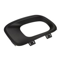 Capuchon sur le pare-chocs arrière gauche