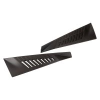 Bande de finition sur le pare-chocs avant