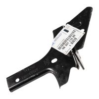 Support de garde-boue avant gauche inférieur