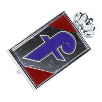 Emblème Farina collé sur le côté