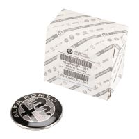 Emblème Alfa Romeo devant