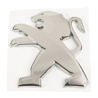 Emblème de radiateur Lion