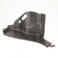 Capot moteur en bas à droite