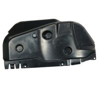 cache moteur à droite